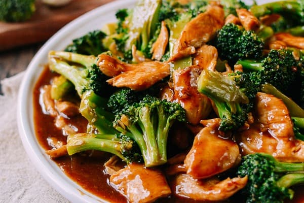 chicken with broccoli